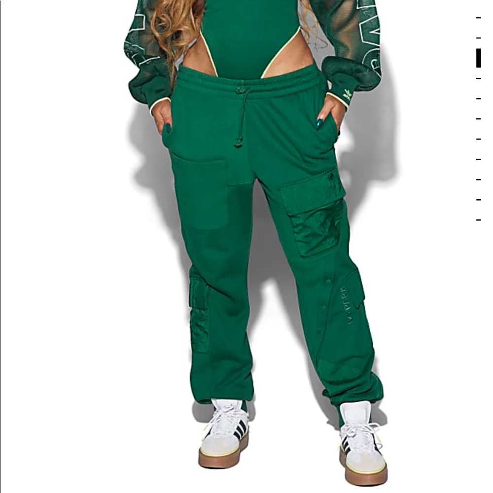 Ivy Park Cargo Sweat Pants